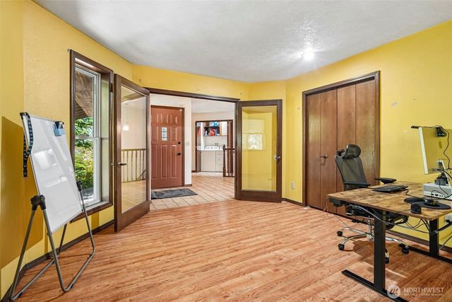 28400 16th Avenue S, Federal Way, WA 98003