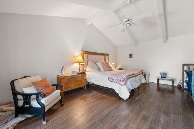 611 Westview Avenue, Fort Worth, TX 76107