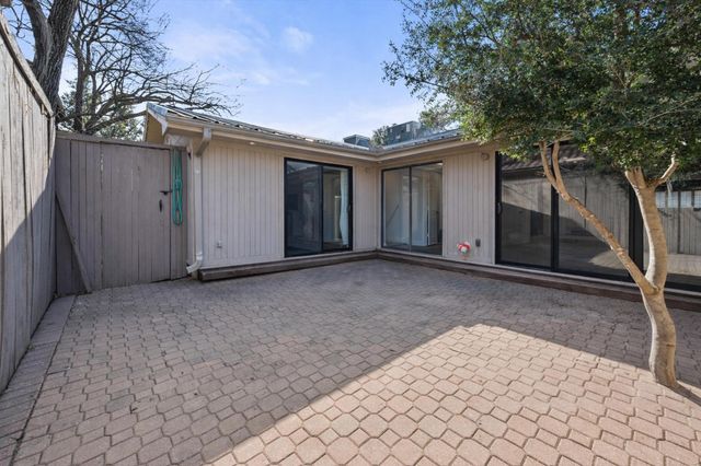 611 Westview Avenue, Fort Worth, TX 76107