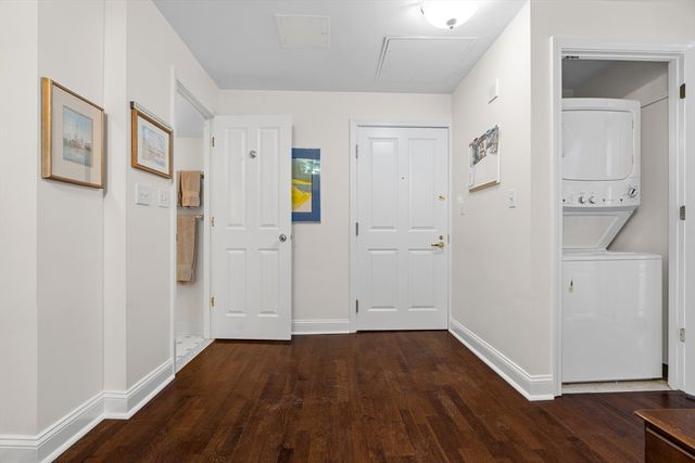 10 Charlesgate E 2, Boston, MA 02215