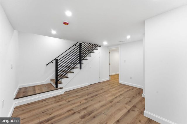 4243 HILDRETH ST SE, Washington, DC 20019