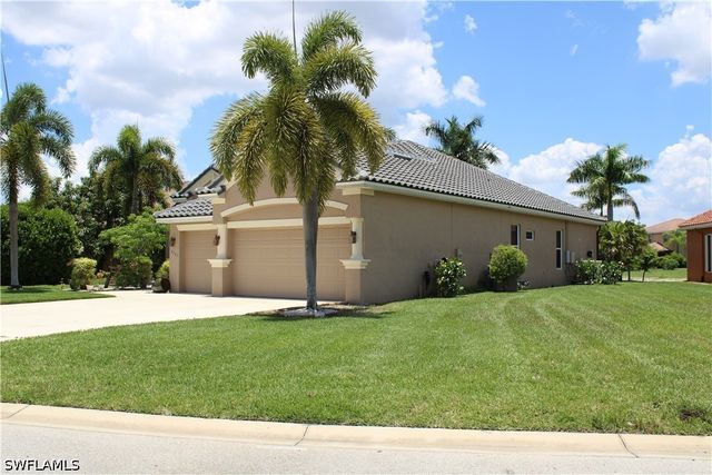 9947 Via San Marco LOOP, Fort Myers, FL 33905