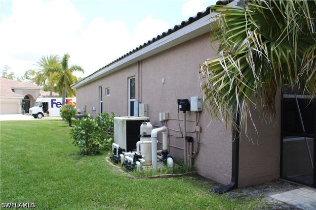 9947 Via San Marco LOOP, Fort Myers, FL 33905
