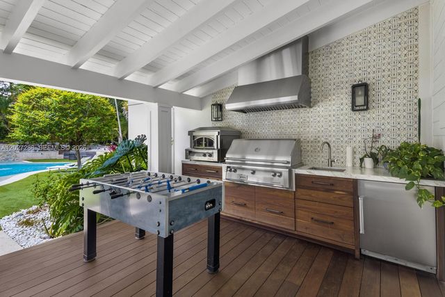 7101 SW 66th Street, Miami, FL 33143