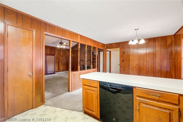 909 N 8th Street, Van Buren, AR 72956