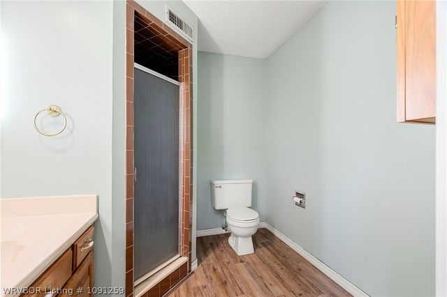 909 N 8th Street, Van Buren, AR 72956