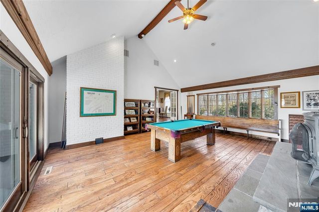 12 Laurel Hill Road, Rockaway Township, NJ 07435