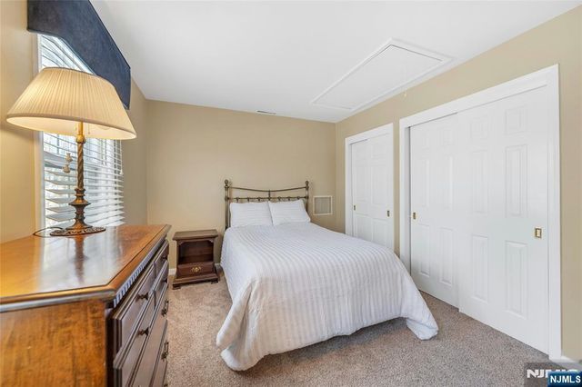 12 Laurel Hill Road, Rockaway Township, NJ 07435