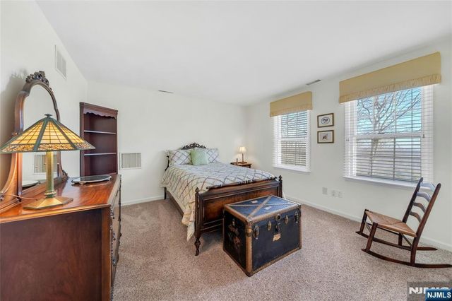 12 Laurel Hill Road, Rockaway Township, NJ 07435