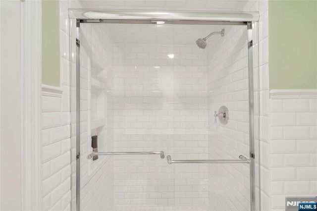 12 Laurel Hill Road, Rockaway Township, NJ 07435