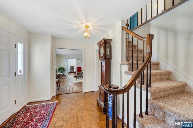 12 Laurel Hill Road, Rockaway Township, NJ 07435