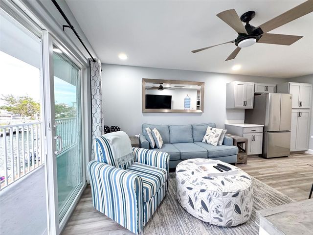 902 GIBBS ROAD 283, Venice, FL 34285