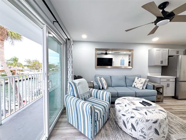 902 GIBBS ROAD 283, Venice, FL 34285