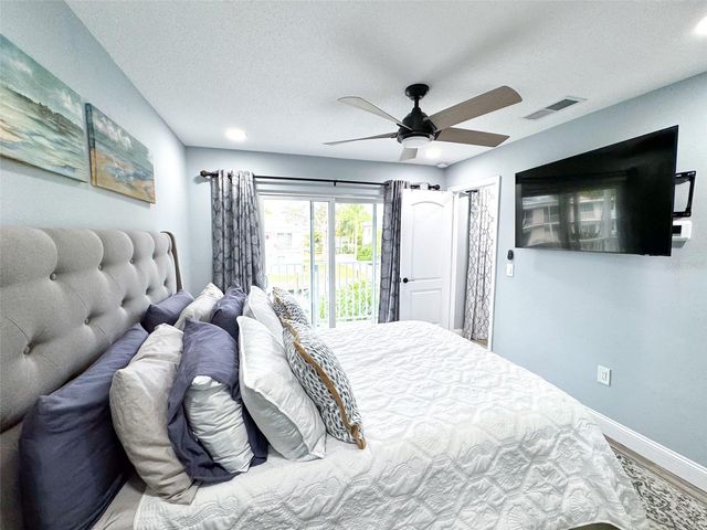 902 GIBBS ROAD 283, Venice, FL 34285