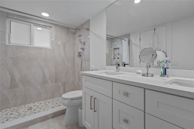 4301 Martinique Circle M2, Coconut Creek, FL 33066