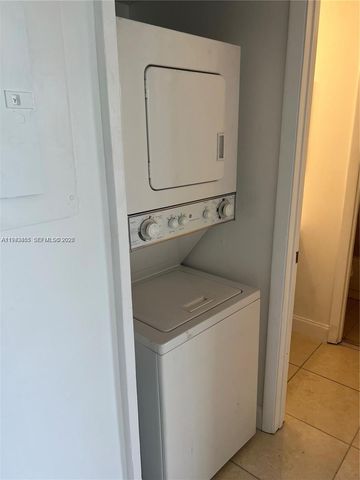 1017 Washington Cir 1017-I, Homestead, FL 33034