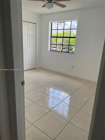 1017 Washington Cir 1017-I, Homestead, FL 33034
