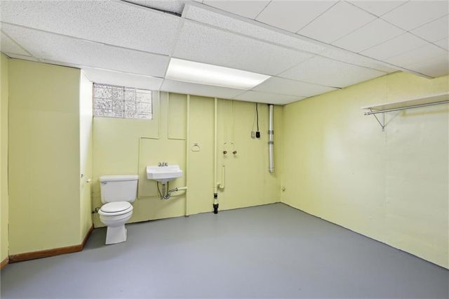 7630 Pawnee Street, Prairie Village, KS 66208