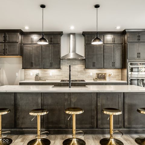 11824 Sage Creek Bend, Fishers, IN 46040