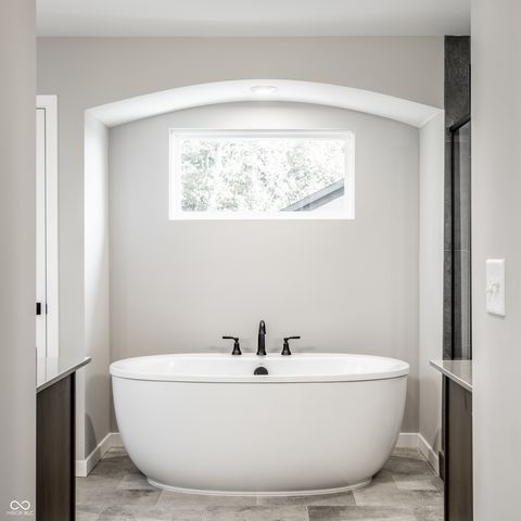 11824 Sage Creek Bend, Fishers, IN 46040