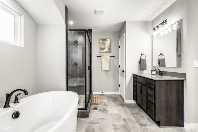 11824 Sage Creek Bend, Fishers, IN 46040