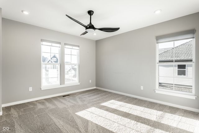 11824 Sage Creek Bend, Fishers, IN 46040