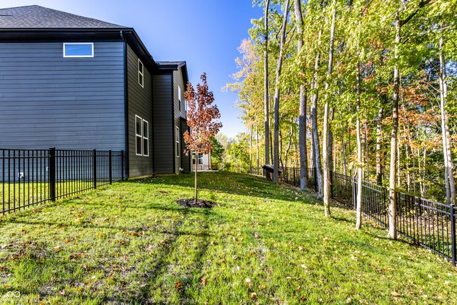 11824 Sage Creek Bend, Fishers, IN 46040