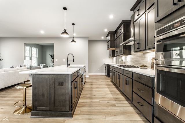 11824 Sage Creek Bend, Fishers, IN 46040