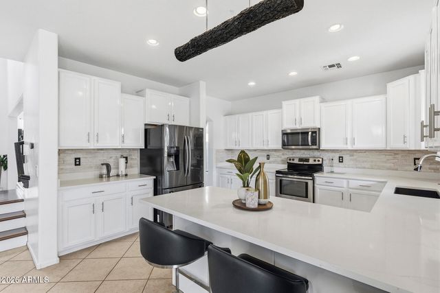 43266 W LINDGREN Drive, Maricopa, AZ 85138