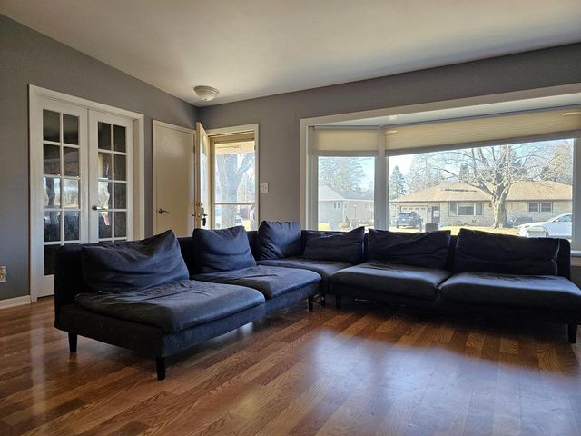 7710 N Edgeworth DRIVE, Milwaukee, WI 53223