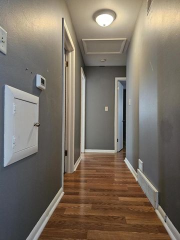 7710 N Edgeworth DRIVE, Milwaukee, WI 53223