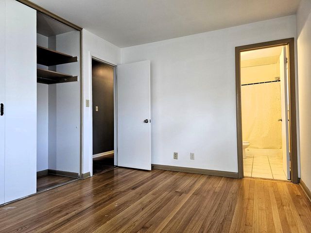 7710 N Edgeworth DRIVE, Milwaukee, WI 53223