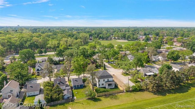1228 W Windemere Avenue, Royal Oak, MI 48073