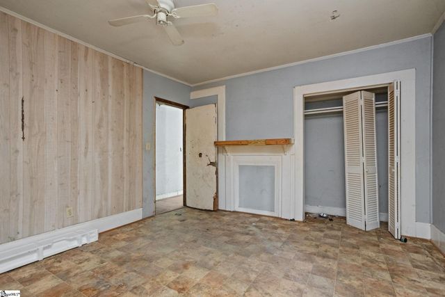 5 5th Avenue, Greenville, SC 29609