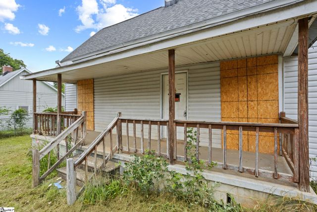 5 5th Avenue, Greenville, SC 29609