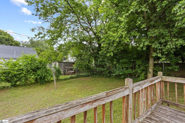 5 5th Avenue, Greenville, SC 29609