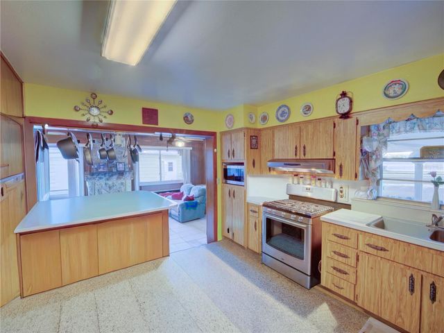 7008 HUNT ROAD, Groveland, FL 34736