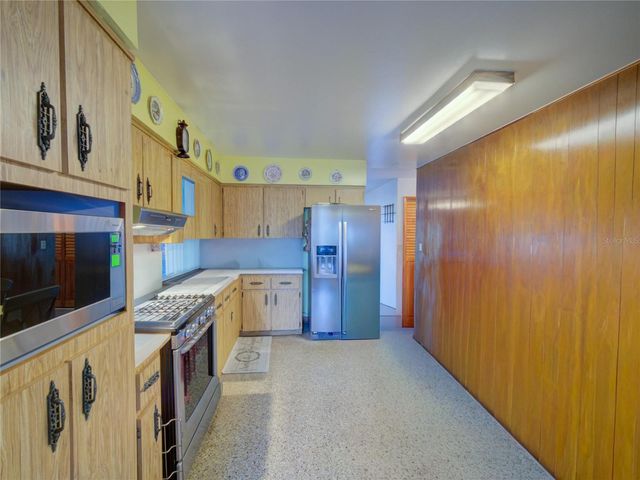 7008 HUNT ROAD, Groveland, FL 34736