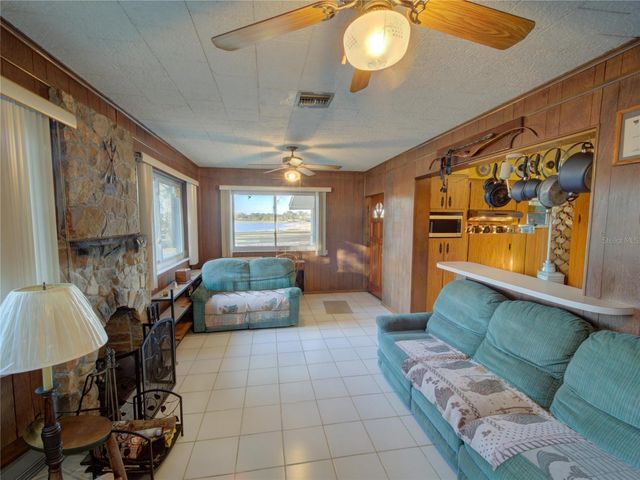 7008 HUNT ROAD, Groveland, FL 34736