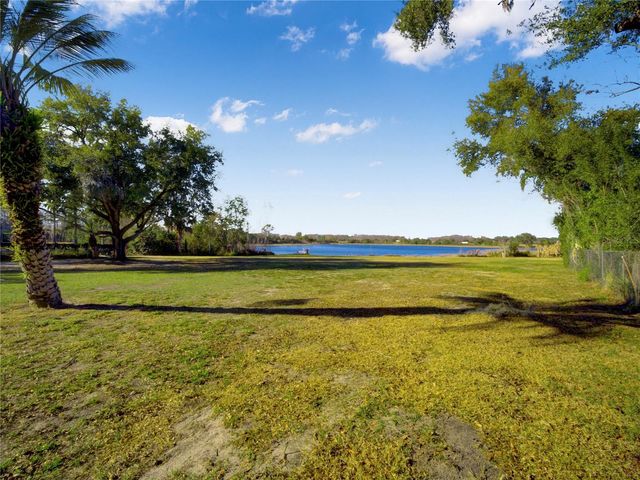 7008 HUNT ROAD, Groveland, FL 34736