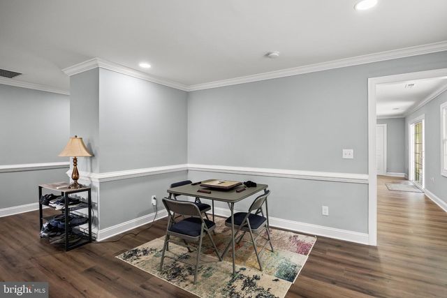 16 CREEKVIEW RD, Willingborough, NJ 08046
