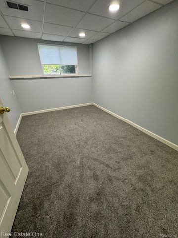 3659 Sugarbush Drive, Genoa Township, MI 48843