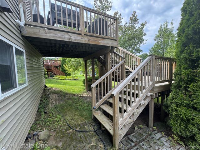 3659 Sugarbush Drive, Genoa Township, MI 48843
