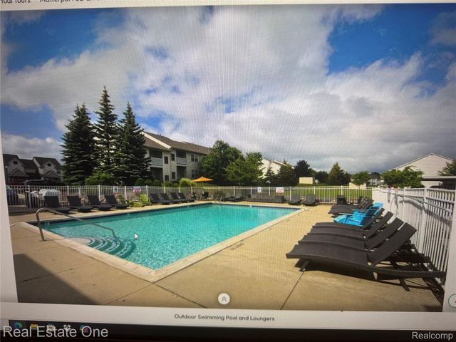 3659 Sugarbush Drive, Genoa Township, MI 48843