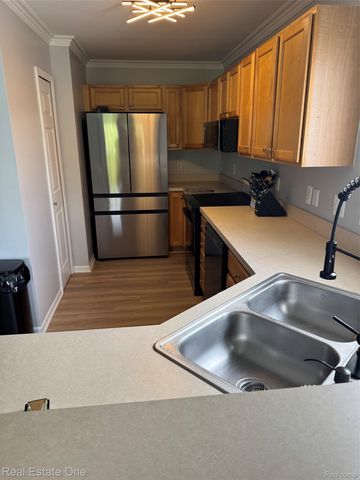 3659 Sugarbush Drive, Genoa Township, MI 48843