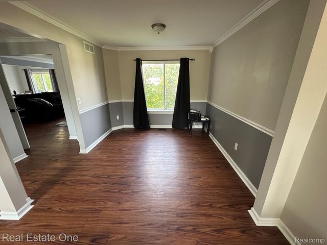 3659 Sugarbush Drive, Genoa Township, MI 48843