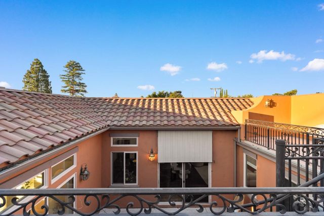 13428 Christie Drive, Saratoga, CA 95070