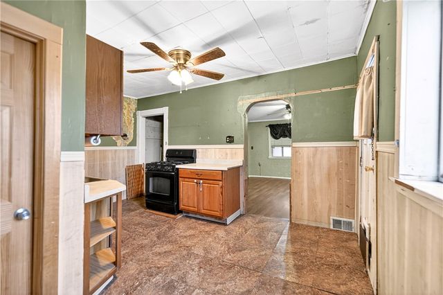 3308 N 32nd Ave, Pulaski Twp, PA 15066