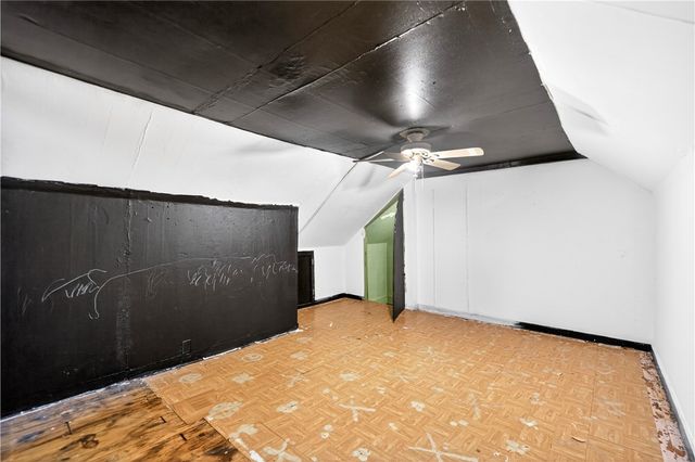 3308 N 32nd Ave, Pulaski Twp, PA 15066