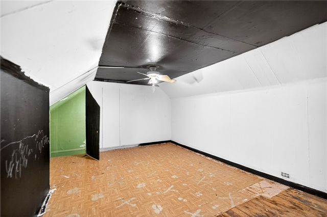 3308 N 32nd Ave, Pulaski Twp, PA 15066